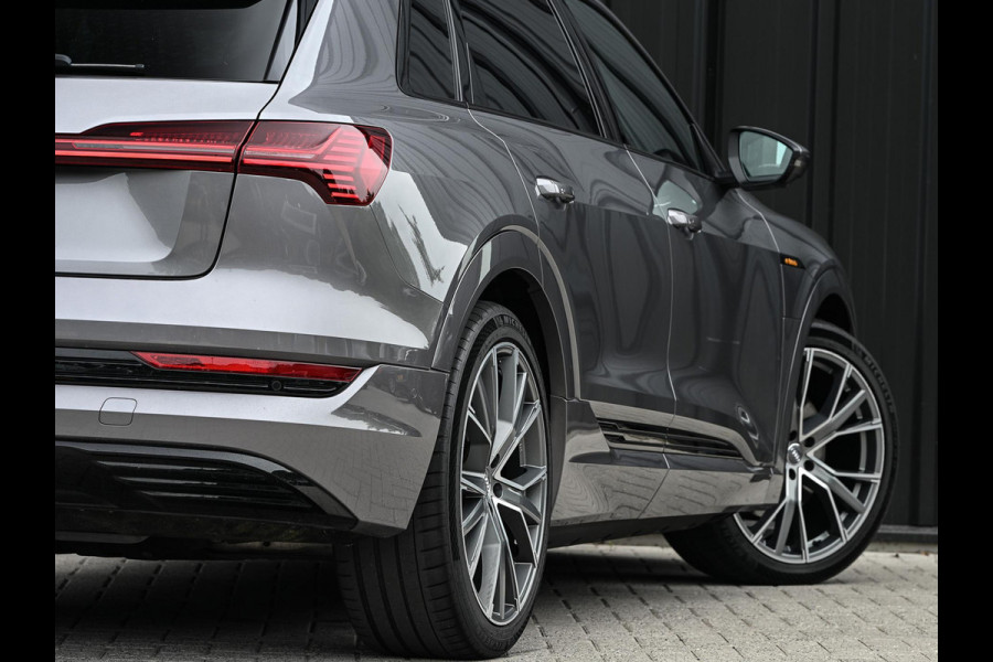 Audi e-tron e-tron 55 quattro advanced 95 kWh | Panoramadak | Luchtvering | 360 Camera | Adaptive Cruise | Memory Seats |
