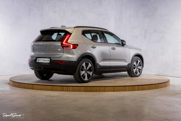 Volvo XC40 Recharge Ultimate 70 kWh | Panoramadak | Harman Kardon | Adaptieve cruise | Memory | Blis |