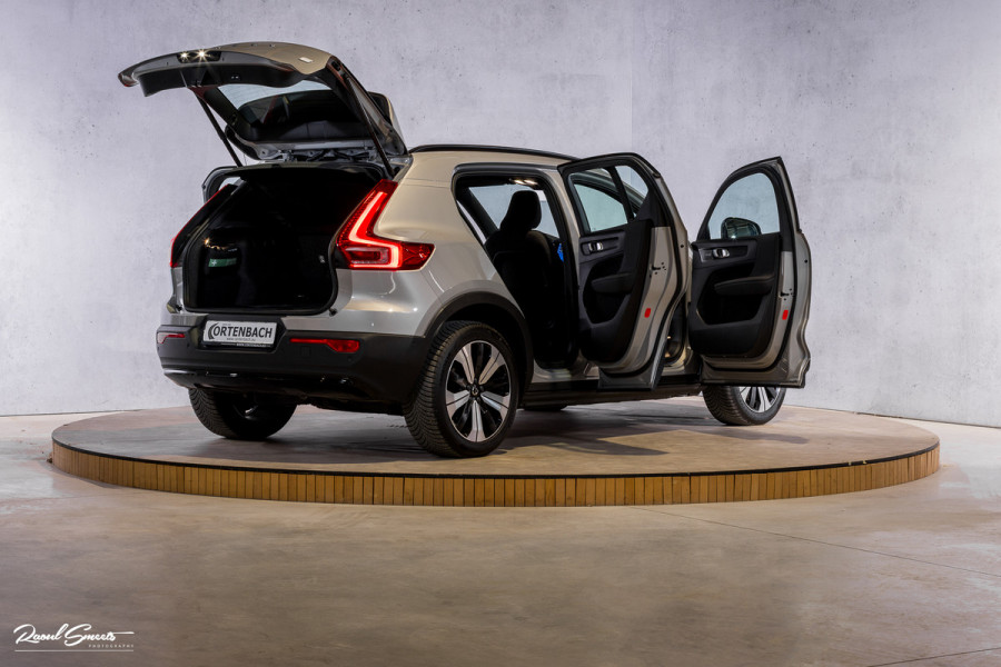 Volvo XC40 Recharge Ultimate 70 kWh | Panoramadak | Harman Kardon | Adaptieve cruise | Memory | Blis |