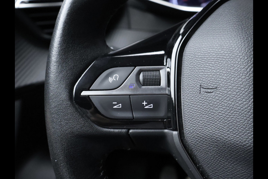 Peugeot 2008 1.2 PureTech Allure Pack (APPLE CARPLAY,LED,NAVI,CAMERA,PDC,SPORTSTOELEN,CLIMATE,CRUISE,LM VELGEN,NETTESTAAT)