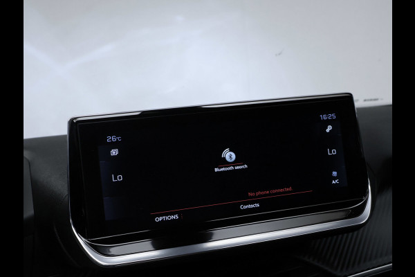Peugeot 2008 1.2 PureTech Allure Pack (APPLE CARPLAY,LED,NAVI,CAMERA,PDC,SPORTSTOELEN,CLIMATE,CRUISE,LM VELGEN,NETTESTAAT)