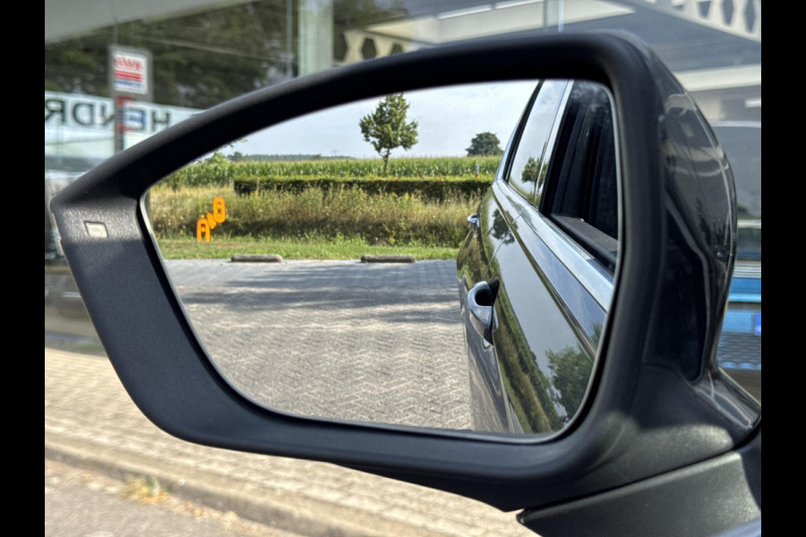 Seat Tarraco 1.5 TSI Xcellence 7p. | Trekhaak 1800kg! | Technology Pack | Upgrade Winter Pack | Pano | Elektrisch Schuif/Kantel Dak | V+A stoelen verwarmd | Camera | Navi |