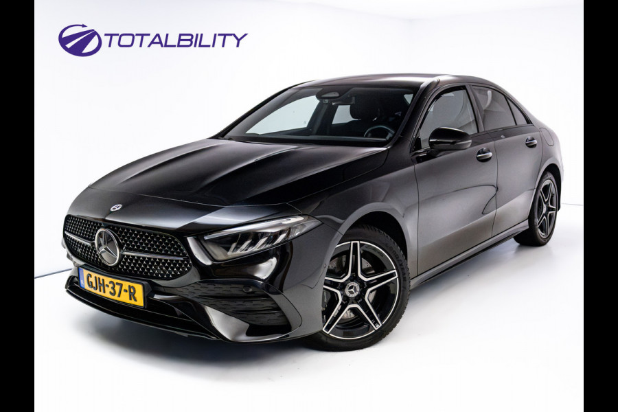 Mercedes-Benz A-Klasse 250 e Star Edition AMG Line Night Facelift | Adap. Cruise | Stoelverw. | Sfeerverlichting | Navigatie | App. connect | Camera, Dodehoek waarschuwing