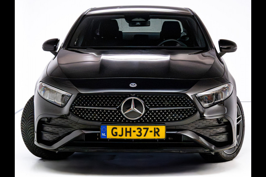 Mercedes-Benz A-Klasse 250 e Star Edition AMG Line Night Facelift | Adap. Cruise | Stoelverw. | Sfeerverlichting | Navigatie | App. connect | Camera, Dodehoek waarschuwing