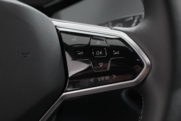 Volkswagen ID.3 Pro Edition 58 kWh Warmtepomp 18"Lichtmetalen Velgen Navigatie Camera Adaptieve Cruise Control Climate Control