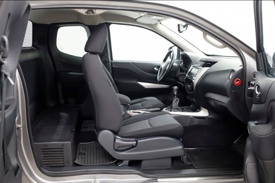 Nissan Navara 2.3 dCi 164pk N-Connecta King Cab 4x4 Camera/Navi/Trekhaak 3500kg 08-2020