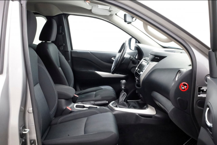 Nissan Navara 2.3 dCi 164pk N-Connecta King Cab 4x4 Camera/Navi/Trekhaak 3500kg 08-2020