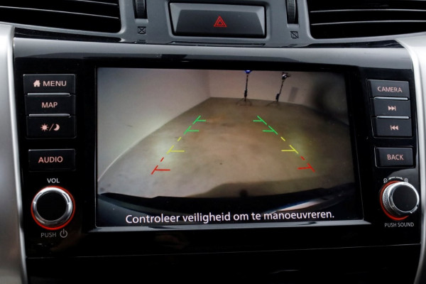 Nissan Navara 2.3 dCi 164pk N-Connecta King Cab 4x4 Camera/Navi/Trekhaak 3500kg 08-2020