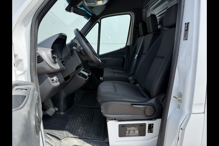 Mercedes-Benz eSprinter 312 55kWh L2H2 Elektrisch 145km WLTP 95% (SOH) 80kw Snelladen Climate Control Camera