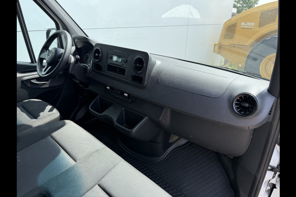 Mercedes-Benz eSprinter 312 55kWh L2H2 Elektrisch 145km WLTP 95% (SOH) 80kw Snelladen Climate Control Camera