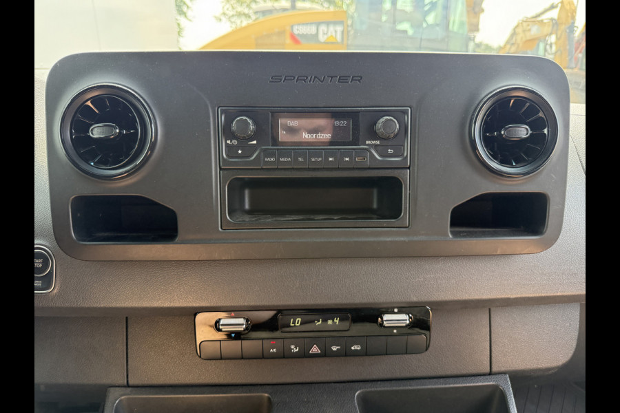 Mercedes-Benz eSprinter 312 55kWh L2H2 Elektrisch 145km WLTP 95% (SOH) 80kw Snelladen Climate Control Camera