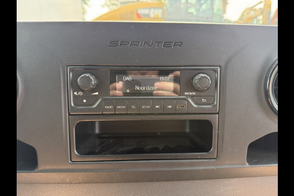 Mercedes-Benz eSprinter 312 55kWh L2H2 Elektrisch 145km WLTP 95% (SOH) 80kw Snelladen Climate Control Camera