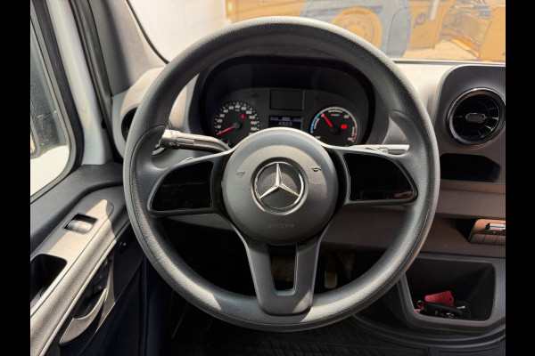 Mercedes-Benz eSprinter 312 55kWh L2H2 Elektrisch 145km WLTP 95% (SOH) 80kw Snelladen Climate Control Camera
