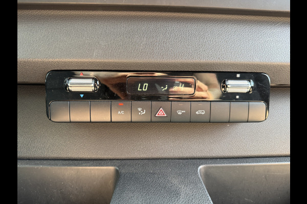Mercedes-Benz eSprinter 312 55kWh L2H2 Elektrisch 145km WLTP 95% (SOH) 80kw Snelladen Climate Control Camera