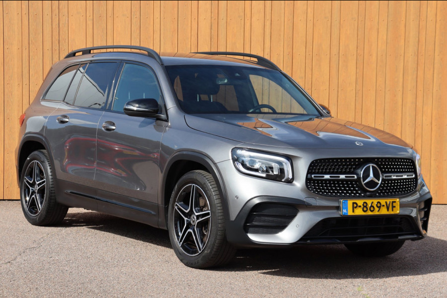 Mercedes-Benz Glb 200 Business Solution AMG org.NL el.trekhaak leer+vw camera ambient.lighting