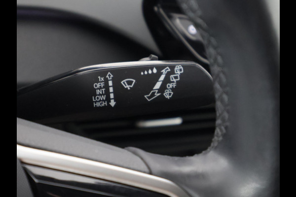 Volkswagen ID.3 FIRST PLUS 58 KWH 1e EIG SOD ACCU 90% GAR. 1-2031* BIJNA 2021. NAVI.STOEL EN STUUR VERWARMING ETC