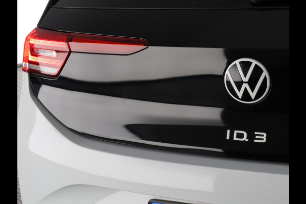 Volkswagen ID.3 FIRST PLUS 58 KWH 1e EIG SOD ACCU 90% GAR. 1-2031* BIJNA 2021. NAVI.STOEL EN STUUR VERWARMING ETC
