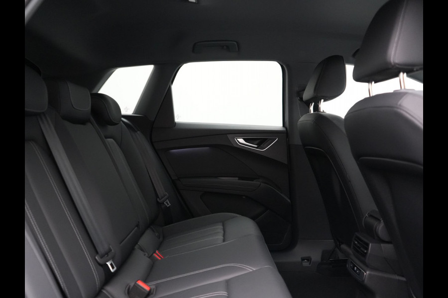 Audi Q4 e-tron 40 Advanced edition 82 kWh 204pk Dealer O.H. | Lederen Comfortzetels Verwarmd | Cruise Control | Virtual Cockpit | Navigatie | DAB | 19"L.M | Lane Assist |