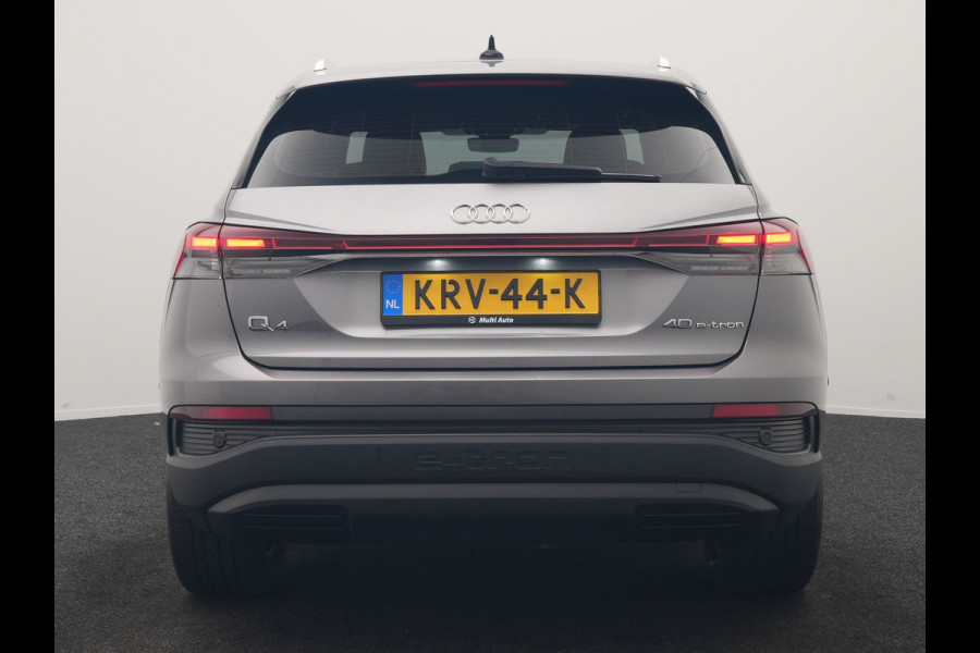 Audi Q4 e-tron 40 Advanced edition 82 kWh 204pk Dealer O.H. | Lederen Comfortzetels Verwarmd | Cruise Control | Virtual Cockpit | Navigatie | DAB | 19"L.M | Lane Assist |