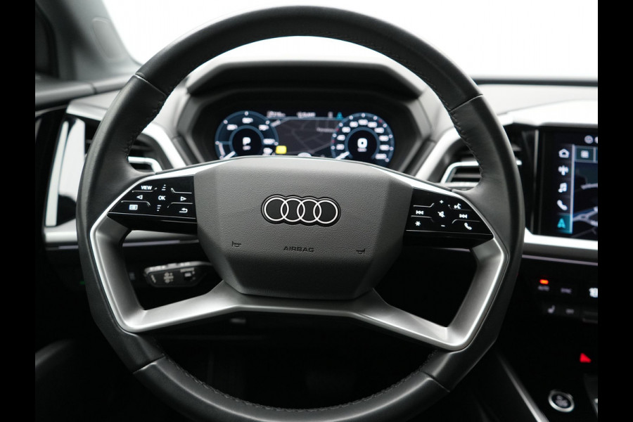 Audi Q4 e-tron 40 Advanced edition 82 kWh 204pk Dealer O.H. | Lederen Comfortzetels Verwarmd | Cruise Control | Virtual Cockpit | Navigatie | DAB | 19"L.M | Lane Assist |