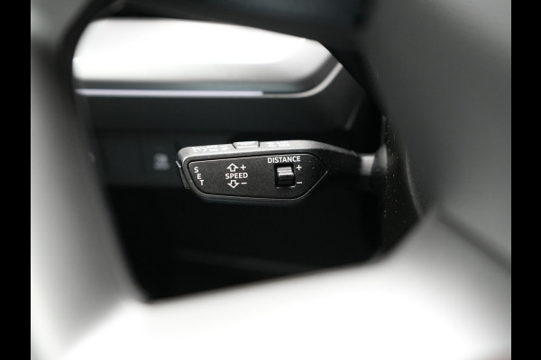 Audi Q4 e-tron 40 Advanced edition 82 kWh 204pk Dealer O.H. | Lederen Comfortzetels Verwarmd | Cruise Control | Virtual Cockpit | Navigatie | DAB | 19"L.M | Lane Assist |