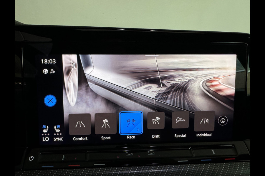 Volkswagen Golf 2.0 TSI 4Motion R DRIFT|Akra|Pano|HuD|H/K|Leer|