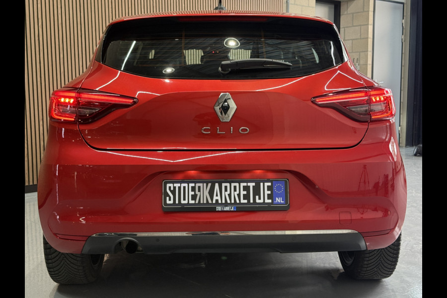 Renault Clio 1.0 TCe 100pk Edition One | Groot Navi | Bose | 17" | Camera | Stoel & Stuur verwarming | Carplay | 100 % Dealer onderhouden!