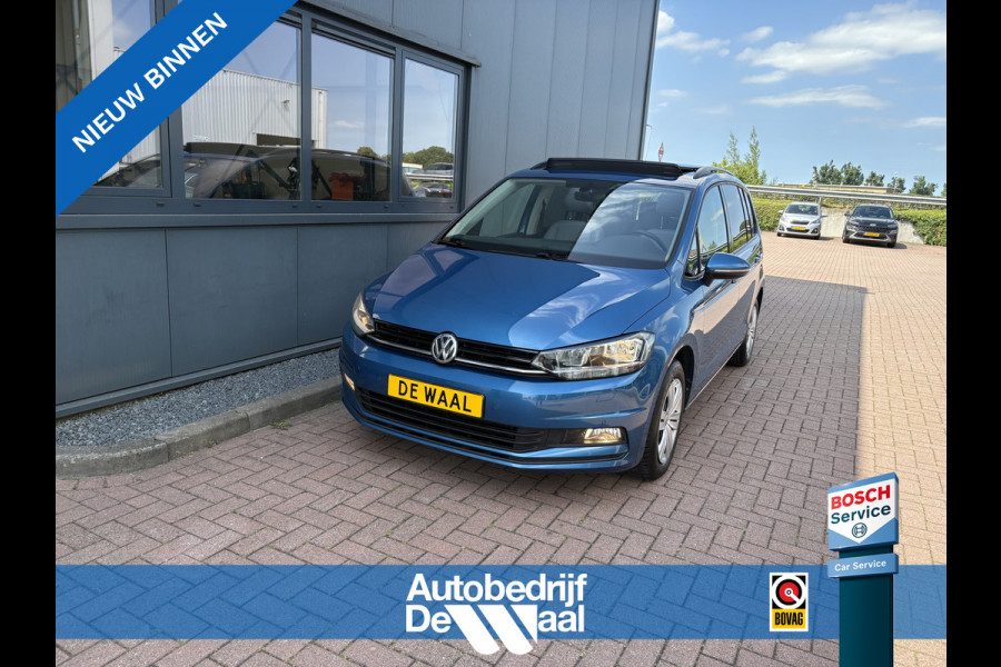 Volkswagen Touran 1.5 TSi 150pk DSG Comfortline 7-persoons SCHUIFDAK/LEDER/CAMERA/NAVI/ADAPT.CRUISE/WINTERPACK