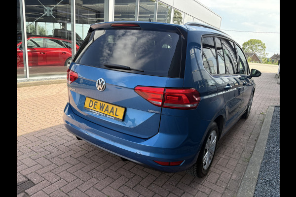 Volkswagen Touran 1.5 TSi 150pk DSG Comfortline 7-persoons SCHUIFDAK/LEDER/CAMERA/NAVI/ADAPT.CRUISE/WINTERPACK