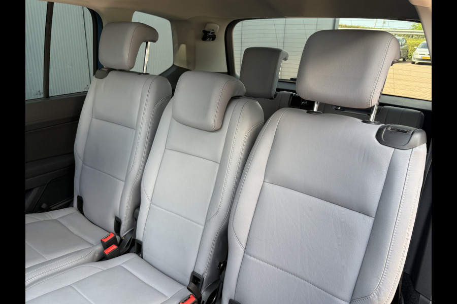 Volkswagen Touran 1.5 TSi 150pk DSG Comfortline 7-persoons SCHUIFDAK/LEDER/CAMERA/NAVI/ADAPT.CRUISE/WINTERPACK