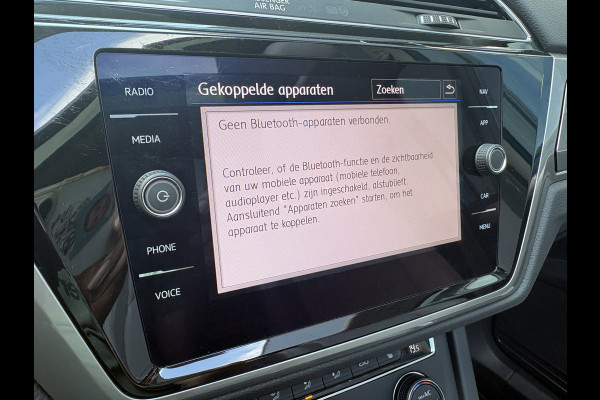 Volkswagen Touran 1.5 TSi 150pk DSG Comfortline 7-persoons SCHUIFDAK/LEDER/CAMERA/NAVI/ADAPT.CRUISE/WINTERPACK