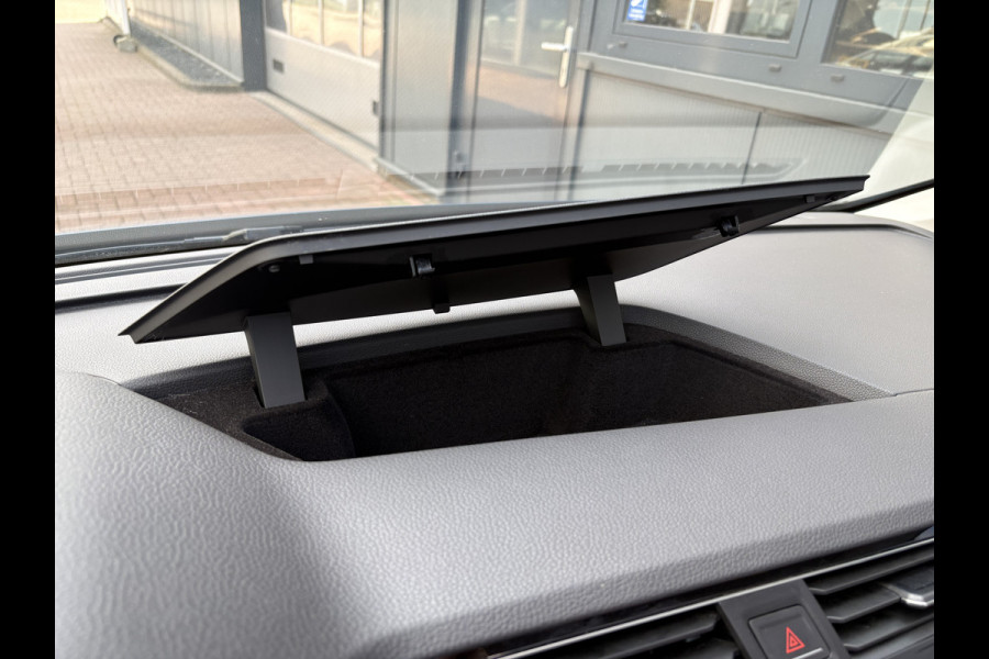 Volkswagen Touran 1.5 TSi 150pk DSG Comfortline 7-persoons SCHUIFDAK/LEDER/CAMERA/NAVI/ADAPT.CRUISE/WINTERPACK