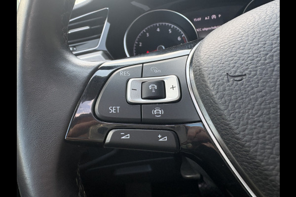 Volkswagen Touran 1.5 TSi 150pk DSG Comfortline 7-persoons SCHUIFDAK/LEDER/CAMERA/NAVI/ADAPT.CRUISE/WINTERPACK