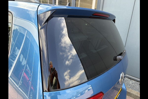 Volkswagen Touran 1.5 TSi 150pk DSG Comfortline 7-persoons SCHUIFDAK/LEDER/CAMERA/NAVI/ADAPT.CRUISE/WINTERPACK