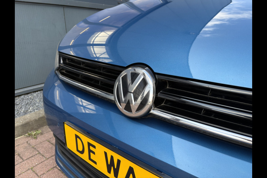 Volkswagen Touran 1.5 TSi 150pk DSG Comfortline 7-persoons SCHUIFDAK/LEDER/CAMERA/NAVI/ADAPT.CRUISE/WINTERPACK