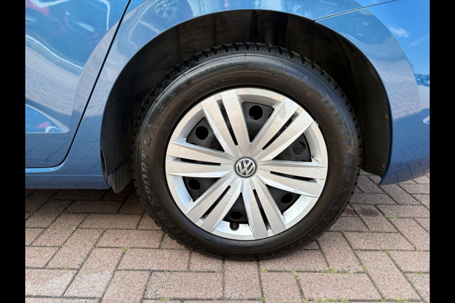 Volkswagen Touran 1.5 TSi 150pk DSG Comfortline 7-persoons SCHUIFDAK/LEDER/CAMERA/NAVI/ADAPT.CRUISE/WINTERPACK