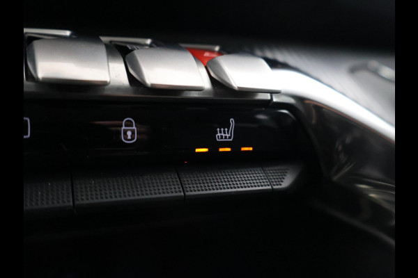 Peugeot 3008 1.2 PT 130 PK AUT. + TREKHAAK | STOELVERWARMING | APPLE CARPLAY |
