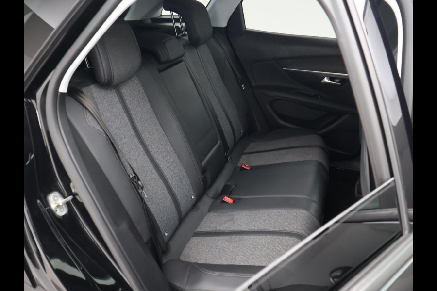Peugeot 3008 1.2 PT 130 PK AUT. + TREKHAAK | STOELVERWARMING | APPLE CARPLAY |