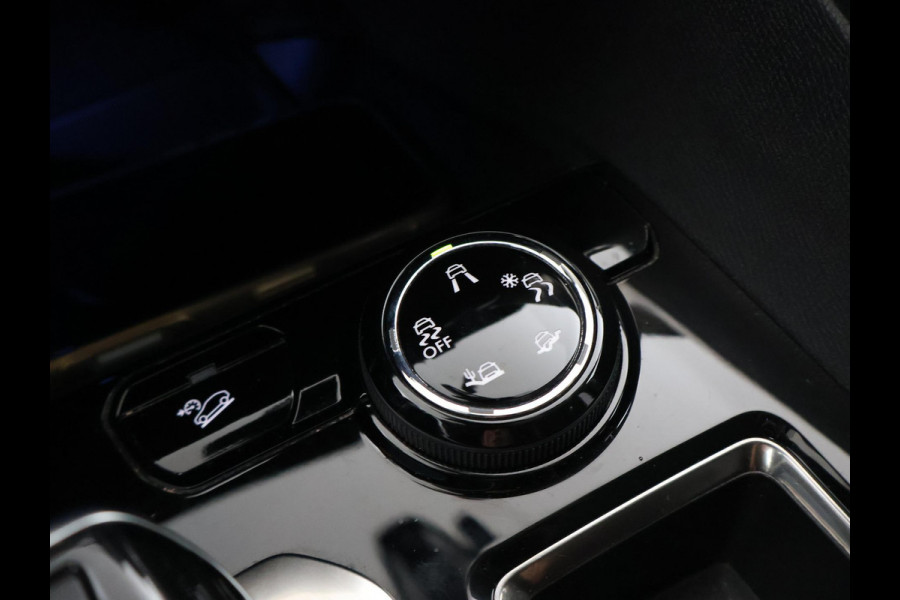 Peugeot 3008 1.2 PT 130 PK AUT. + TREKHAAK | STOELVERWARMING | APPLE CARPLAY |