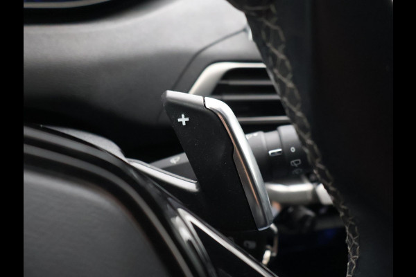 Peugeot 3008 1.2 PT 130 PK AUT. + TREKHAAK | STOELVERWARMING | APPLE CARPLAY |