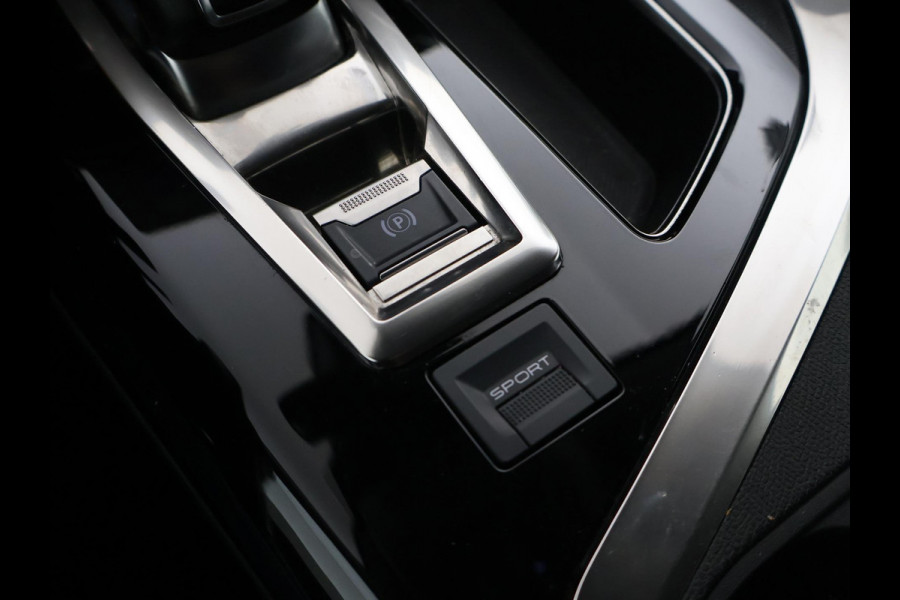 Peugeot 3008 1.2 PT 130 PK AUT. + TREKHAAK | STOELVERWARMING | APPLE CARPLAY |