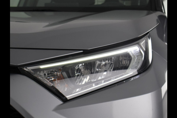 Toyota RAV4 2.5 HYBRID BI-TONE BLACKSTYLE GARANTIE 9-2030* PARKEERSENSOREN VOOR & ACHTER . APPLE CARPLAY & ANDRIOD AUTO .