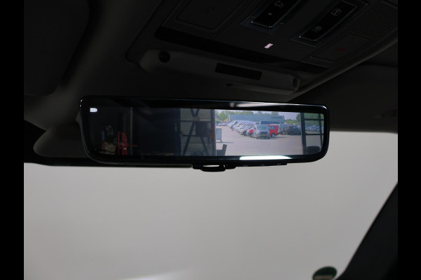 Land Rover Defender 3.0 P400 6-CILINDER BENZINE GRIJS KENTEKEN HSE + PANORAMA | HEAD-UP | TREKHAAK | 360 CAMERA
