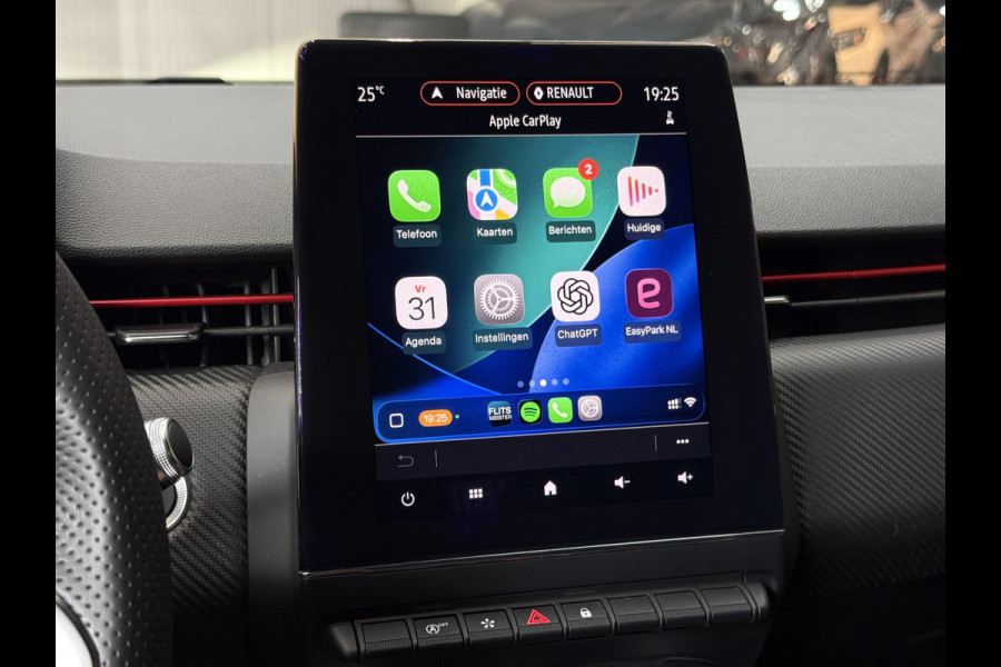 Renault Clio 1.0 TCe 100pk R.S. Line | Groot Navi | Camera | Carplay | 17 inch | Sport stoelen | 100% onderhouden!