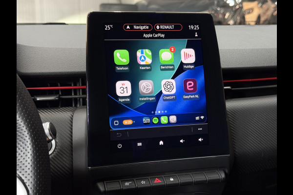 Renault Clio 1.0 TCe 100pk R.S. Line | Groot Navi | Camera | Carplay | 17 inch | Sport stoelen | 100% onderhouden!