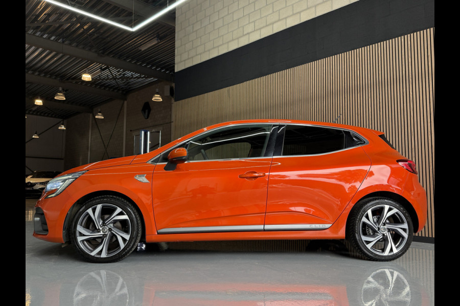 Renault Clio 1.0 TCe 100pk R.S. Line | Groot Navi | Camera | Carplay | 17 inch | Sport stoelen | 100% onderhouden!