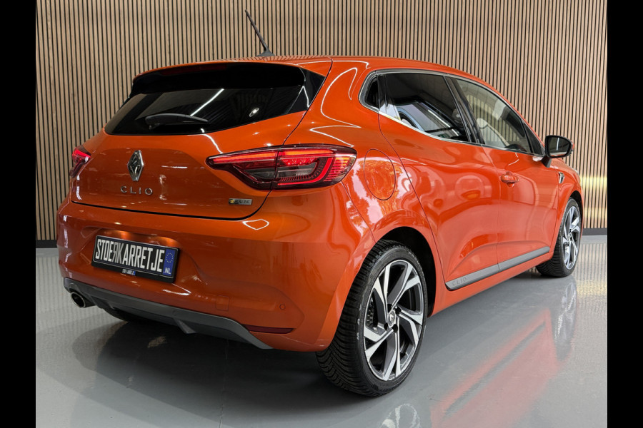 Renault Clio 1.0 TCe 100pk R.S. Line | Groot Navi | Camera | Carplay | 17 inch | Sport stoelen | 100% onderhouden!