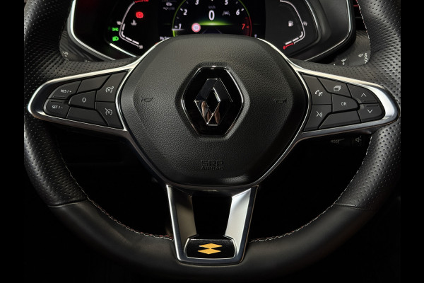 Renault Clio 1.0 TCe 100pk R.S. Line | Groot Navi | Camera | Carplay | 17 inch | Sport stoelen | 100% onderhouden!
