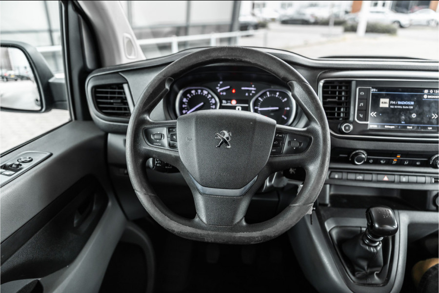 Peugeot Expert 2.0 BlueHDI L2 Premium | CarPlay | Navigatie | 3-Zitter | Cruise control | Airco | Nieuwe APK | Orig. NL Auto | L2H1 | Lang