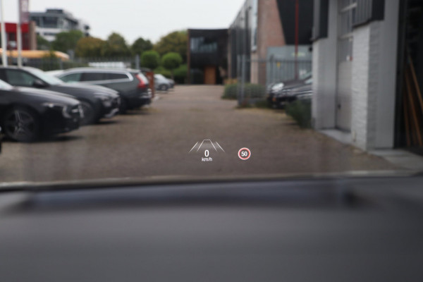 Ford FOCUS Wagon 1.5 Active / PANO / HUD / ACC / B&O / KEYLESS / CAMERA / STUUR+STOELVERW